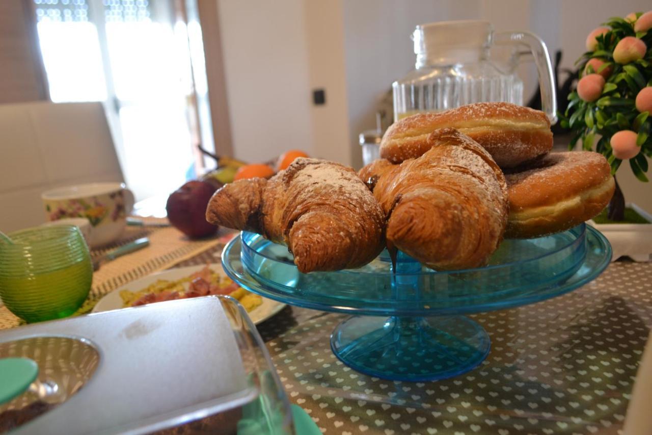 B&B Casa Di Lauro Trecase ภายนอก รูปภาพ